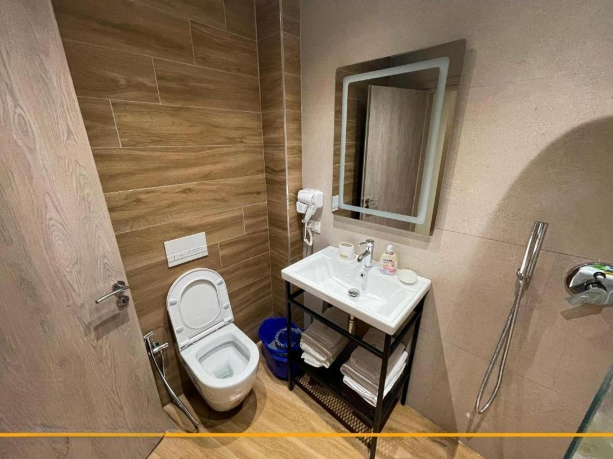 Flori Apartments ساراندا المظهر الخارجي الصورة