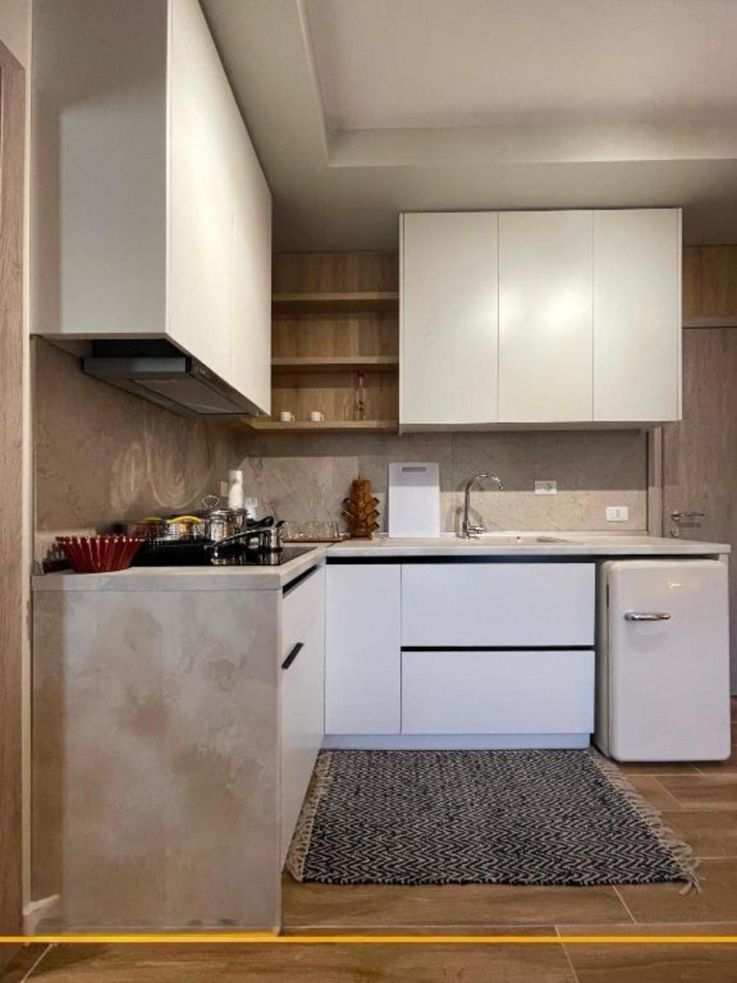 Flori Apartments ساراندا المظهر الخارجي الصورة