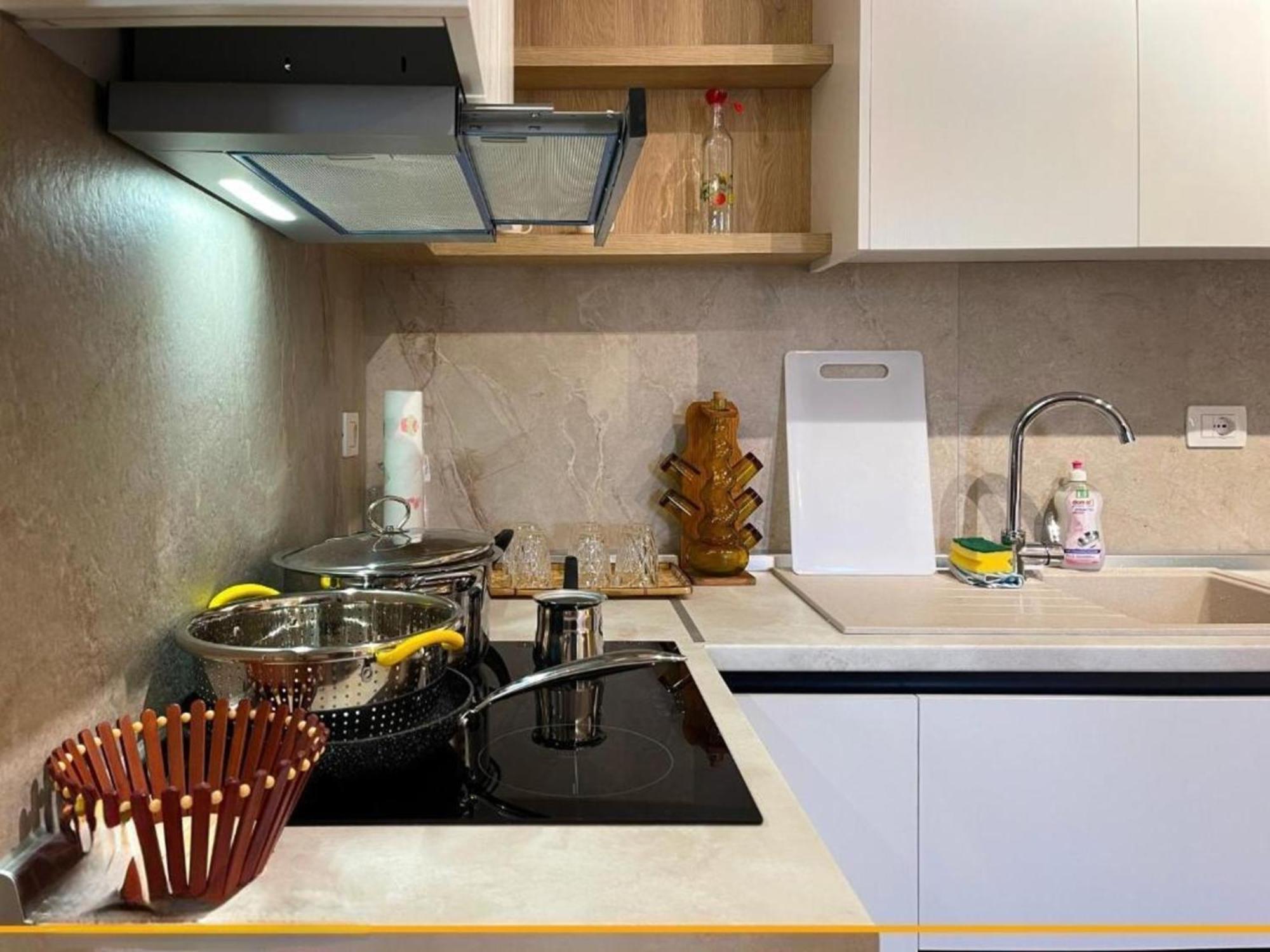 Flori Apartments ساراندا المظهر الخارجي الصورة
