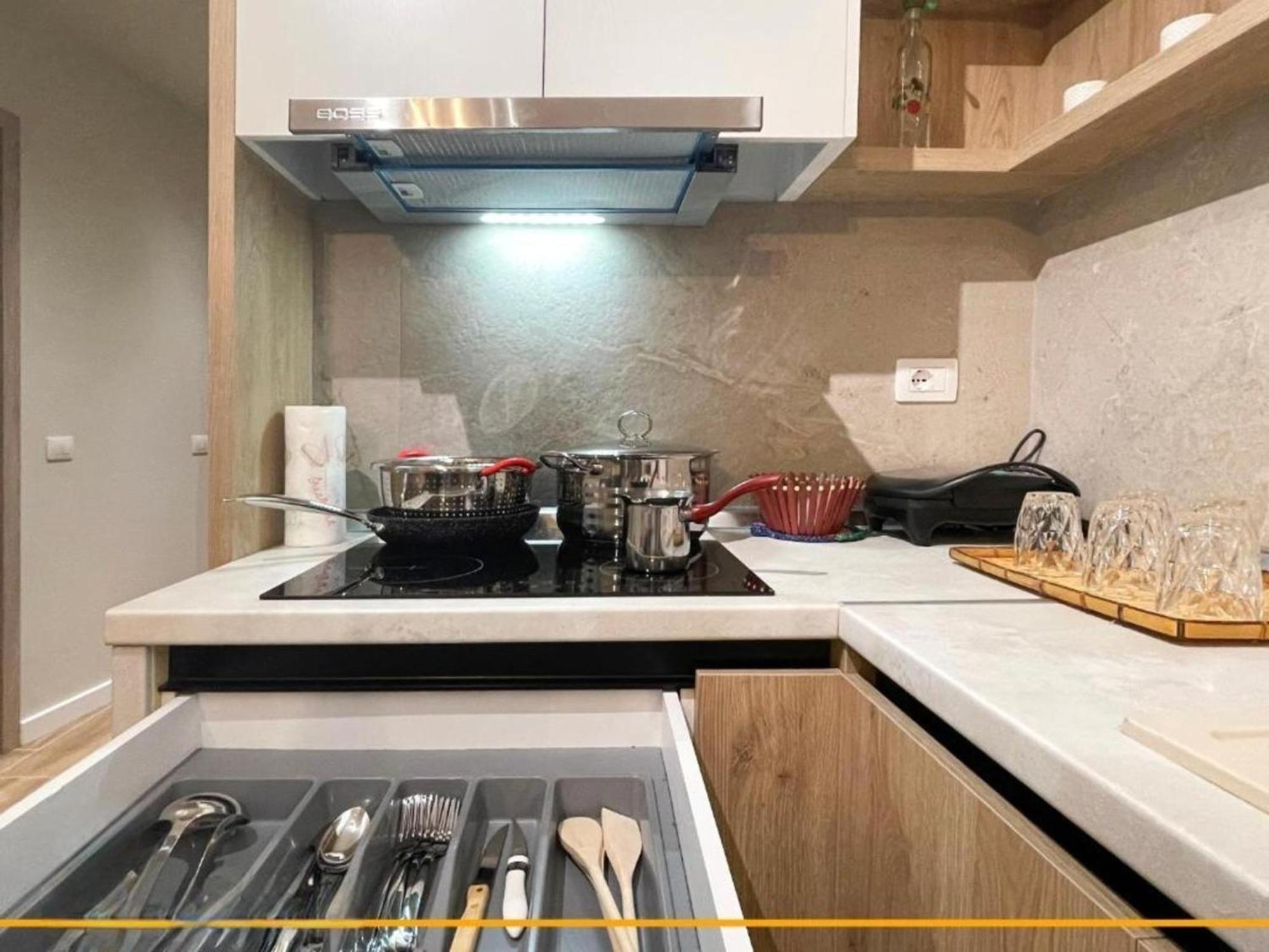 Flori Apartments ساراندا المظهر الخارجي الصورة