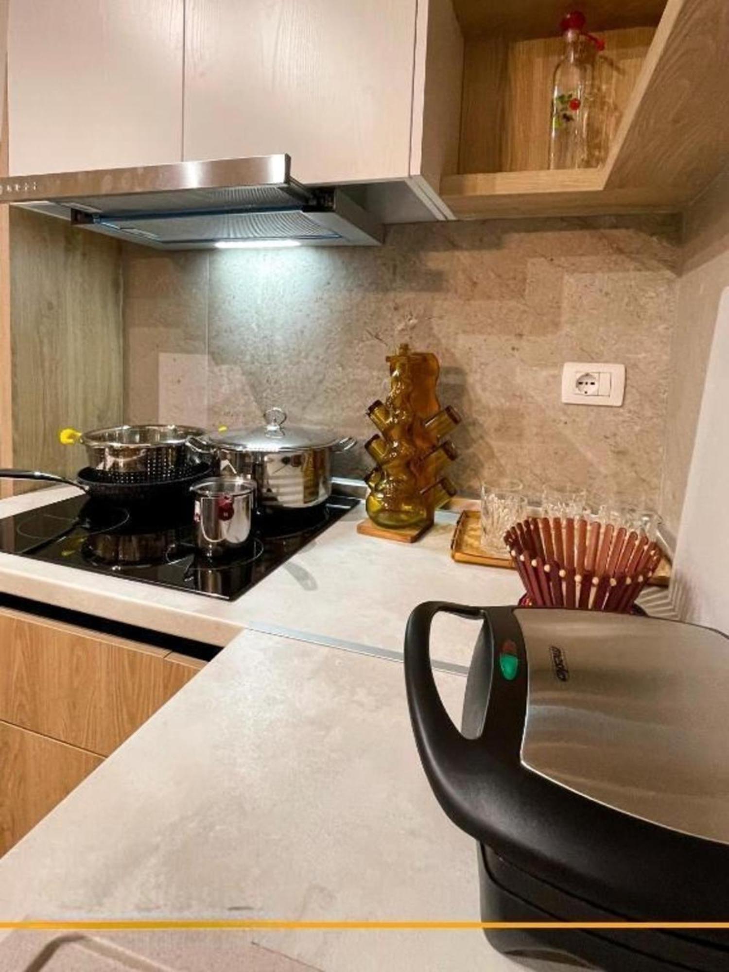 Flori Apartments ساراندا الغرفة الصورة