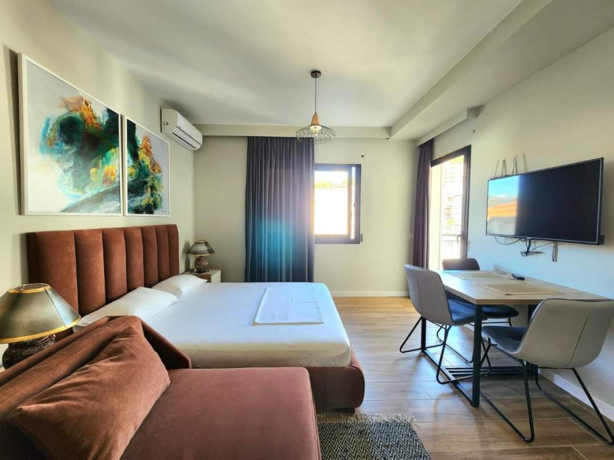 Flori Apartments ساراندا المظهر الخارجي الصورة